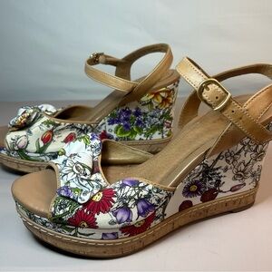 Clarks Floral Wedge Sandals Size 6.5
